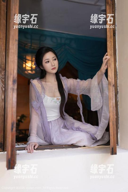 秀人网 - 陈怡曼coco：一张张制服写真，瞬间变身手机壁纸的最佳候选！-缘宇石