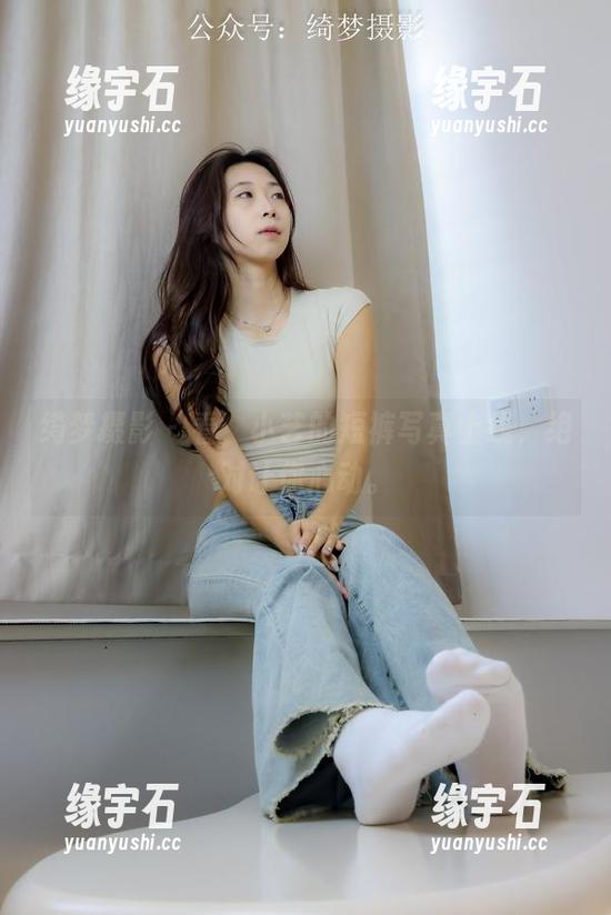 绮梦摄影 - 看,小艺的短裤写真上线,绝对让你心动。-缘宇石 绮梦摄影 - 看,小艺的短裤写真上线,绝对让你心动。-缘宇石