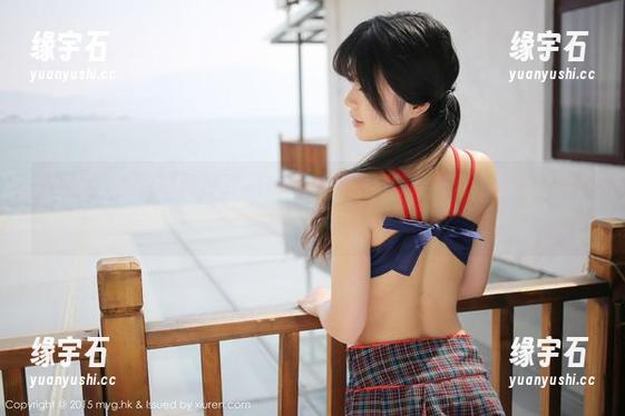 美媛馆 - 写真时间到了，Carina绮里嘉的连衣裙这图包，愉快得有点不真实！-缘宇石