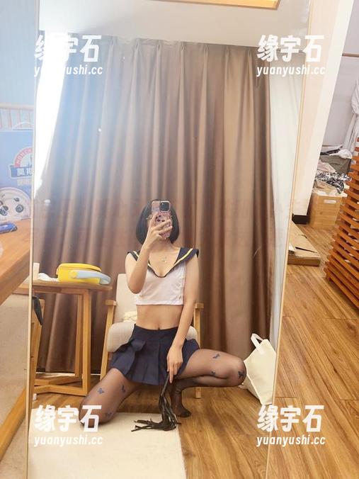 微密圈 - 暖心又调皮的“胜利的小生活”写真：可爱性感，福利大放送，速速下载！-缘宇石