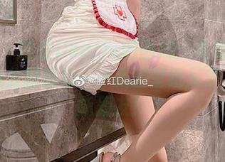 微密圈 - 脸红Dearie的画风：玫瑰与蝴蝶的浪漫公路旅行——我的壁纸又多了一位新朋友！