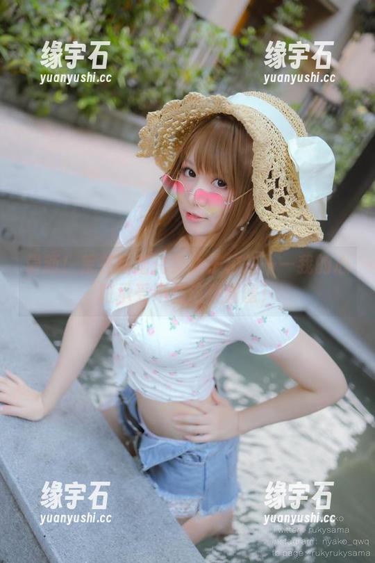 最新！荒井喵喵化身女子校生——我的心脏承受不住这种甜蜜！-缘宇石
