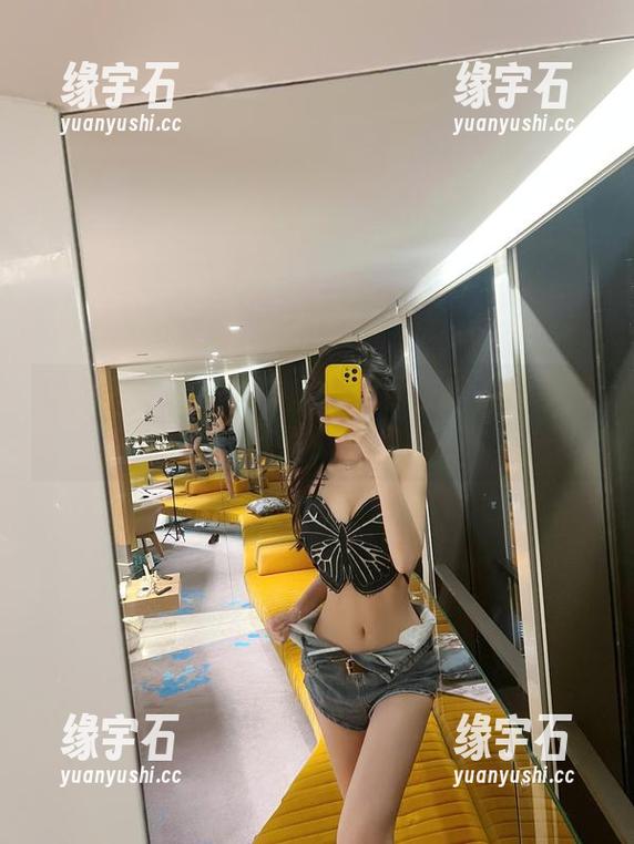 微密圈 - 私房里的翻腾：葛征连衣裙美图大赏-缘宇石