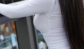蜜桃社 - 看真希如何用短裤颠覆私房合集的传统！