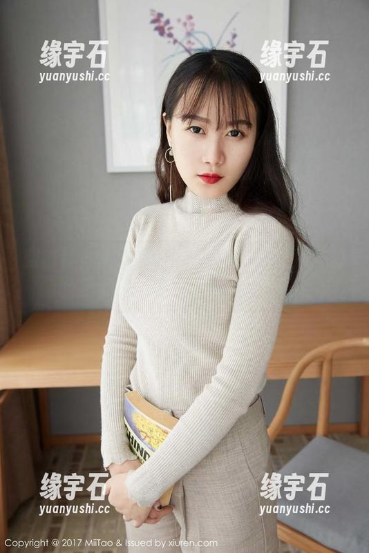 蜜桃社 - 水手服也能有春天，雪飞带来的免费资源，绝对让你眼前一亮！-缘宇石