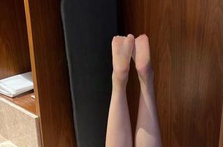 微密圈 - 妹妹的写真，迷人的五姨太的视角：探索不一样的美感育