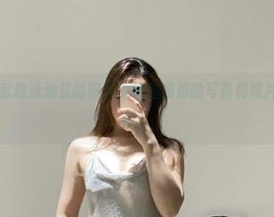 微密圈 - 她就像泳池里的阳光，铁锤姐姐的写真和照片让我忘了时间！