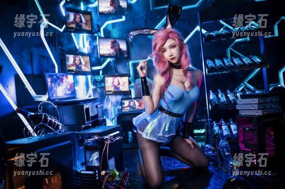 在阮邑Fairy的清纯世界里，美图和图包让人想不停！-缘宇石