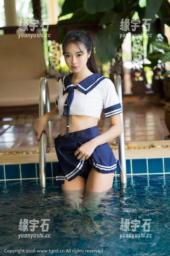 青豆客 - 思淇Sukiii的夏日探险：最新图册曝光，准备好了吗，眼睛会变得很忙！-缘宇石