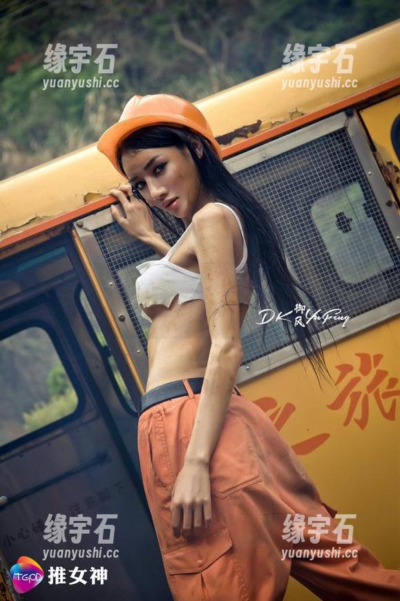 青豆客 - 看！沈梦瑶_Gcat长腿写真集分享，腿似乎在说话哦！-缘宇石
