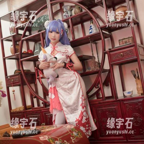 面饼仙儿的写真福利，让黎塞留的魅力又一次扑面而来，好神奇哦！-缘宇石
