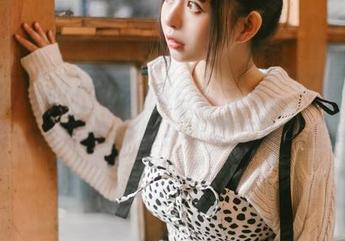 黑猫猫ovo的体操服自拍图集：没想到全套穿上，就像个傻乎乎的运动小怪兽！